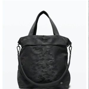 Lululemon - On my Level Tote- large - NWT